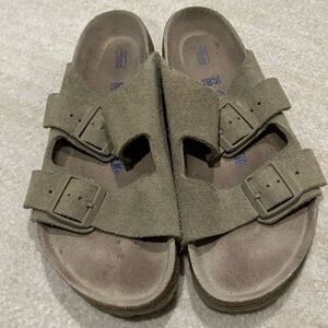 Birkenstock suede Arizona sandal, light taupe colour, size 39 WIDE womens